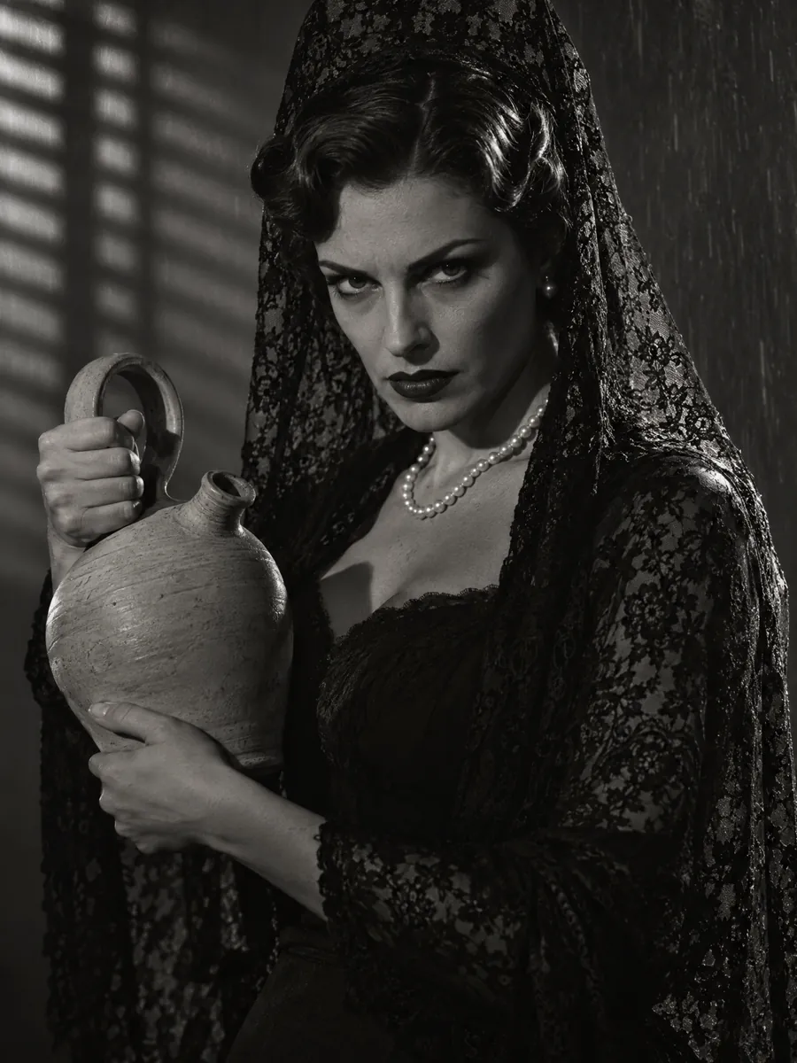 La Viuda, Femme fatale